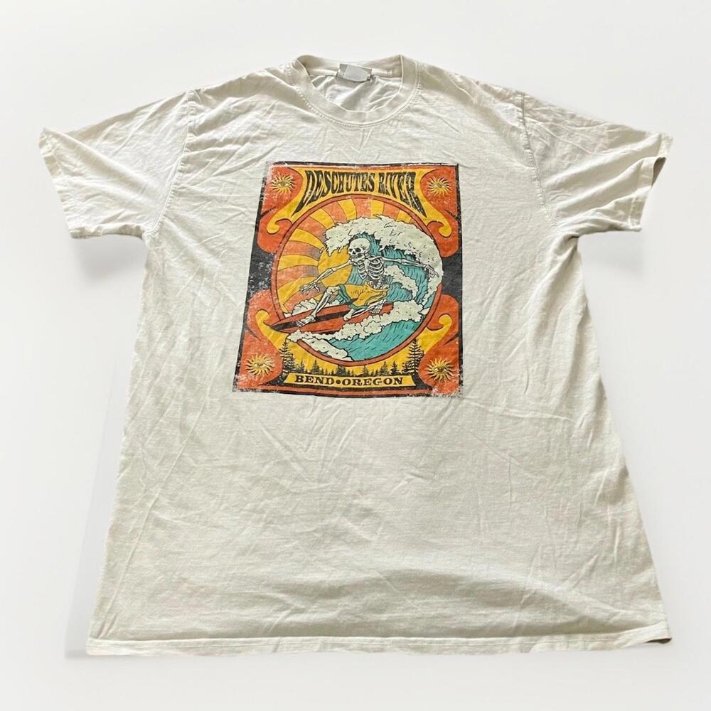 Vintage Style TECHSTYLES White T-Shirt Medium Deschutes River Graphic Tee